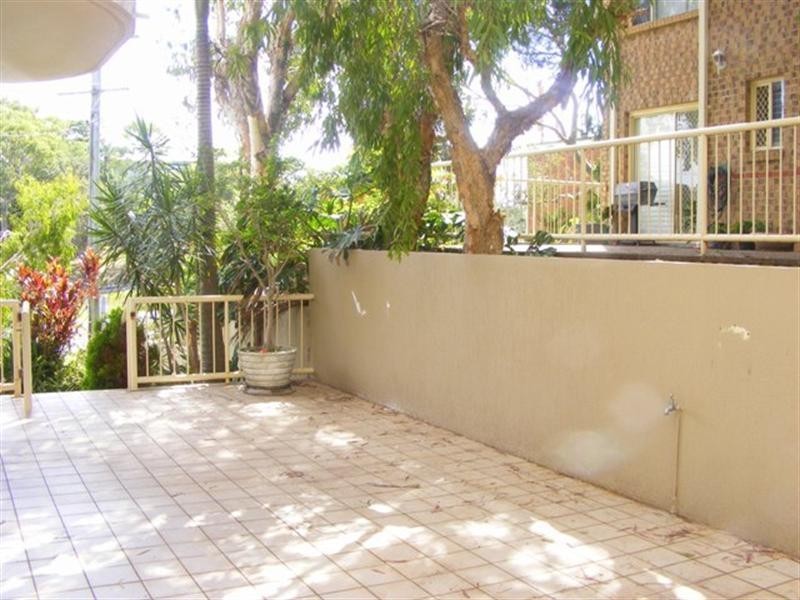 2/4 Teemangum Street, Tugun QLD 4224