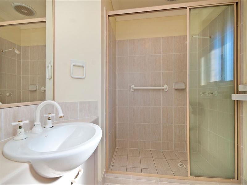 2/28 First Avenue, Palm Beach QLD 4221