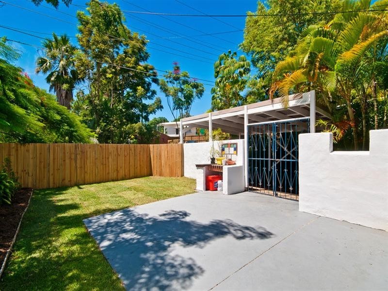 108 Illawarra Crescent, Tugun QLD 4224