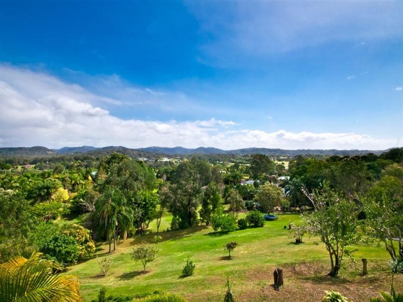 25 Jamberoo Court, Tallebudgera QLD 4228