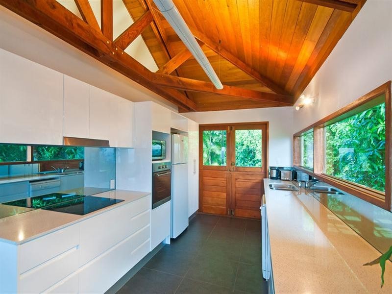 26 Pall Mall Avenue, Currumbin QLD 4223