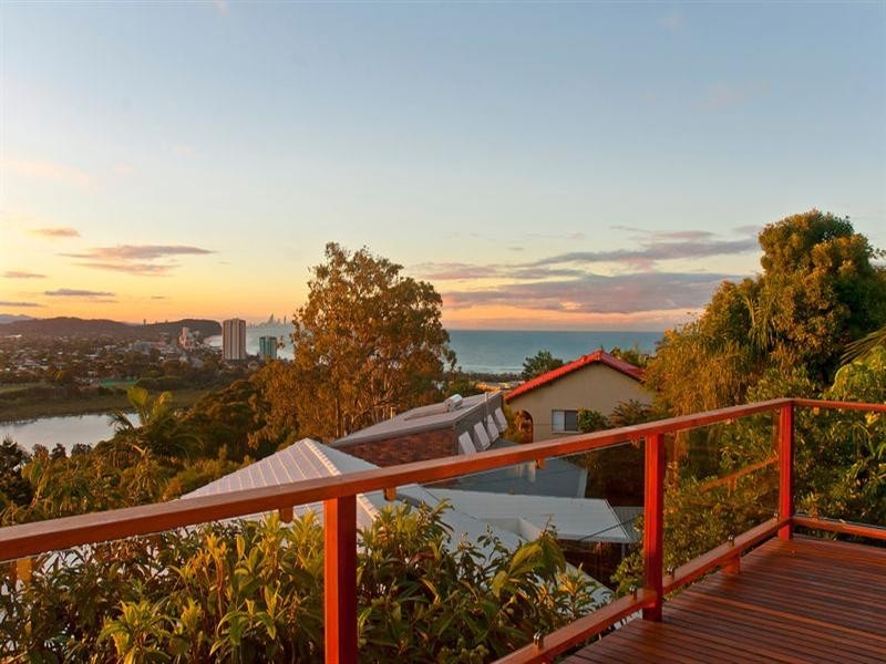 26 Pall Mall Avenue, Currumbin QLD 4223