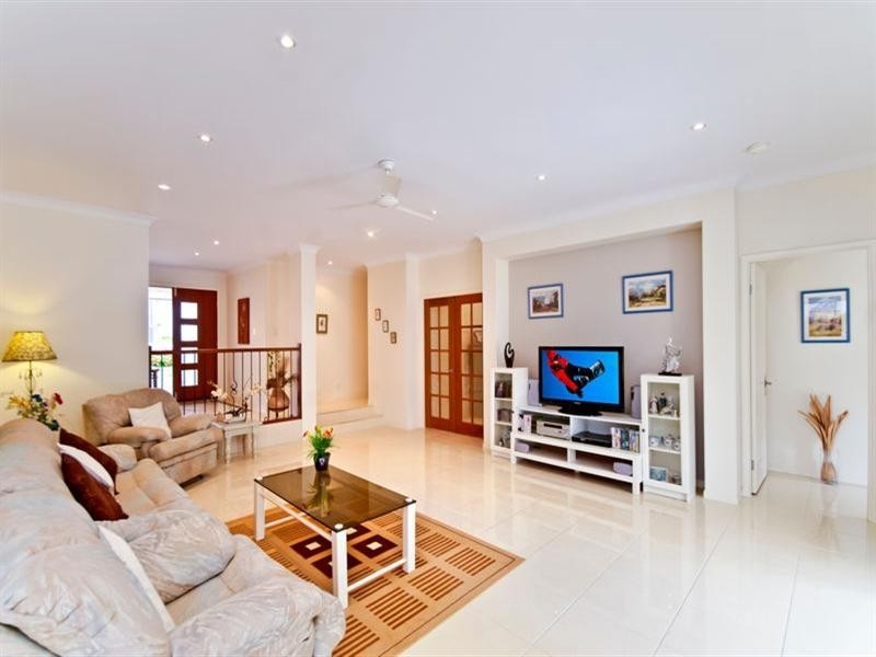 14 York Creek Crescent, Reedy Creek QLD 4227