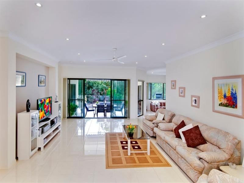 14 York Creek Crescent, Reedy Creek QLD 4227