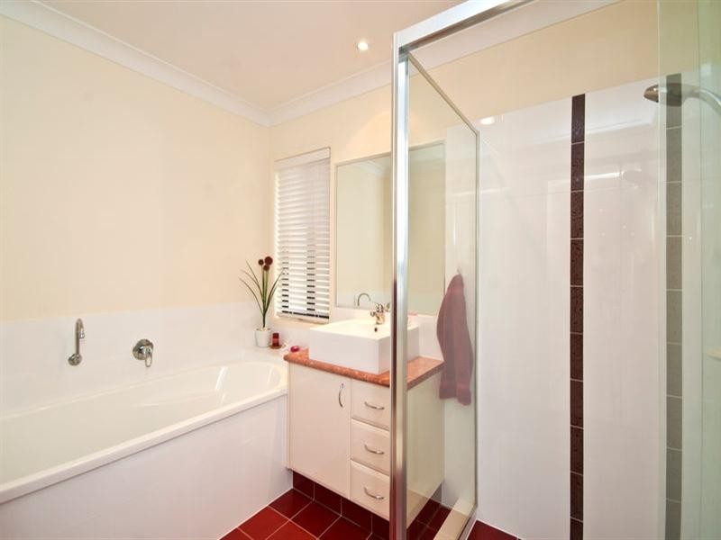 14 York Creek Crescent, Reedy Creek QLD 4227