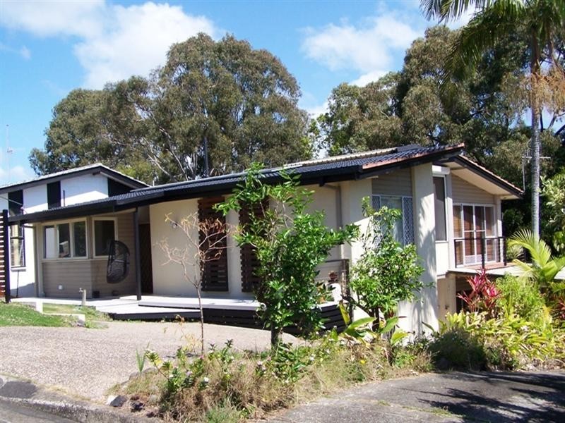 11 Blamey Drive, Tugun QLD 4224