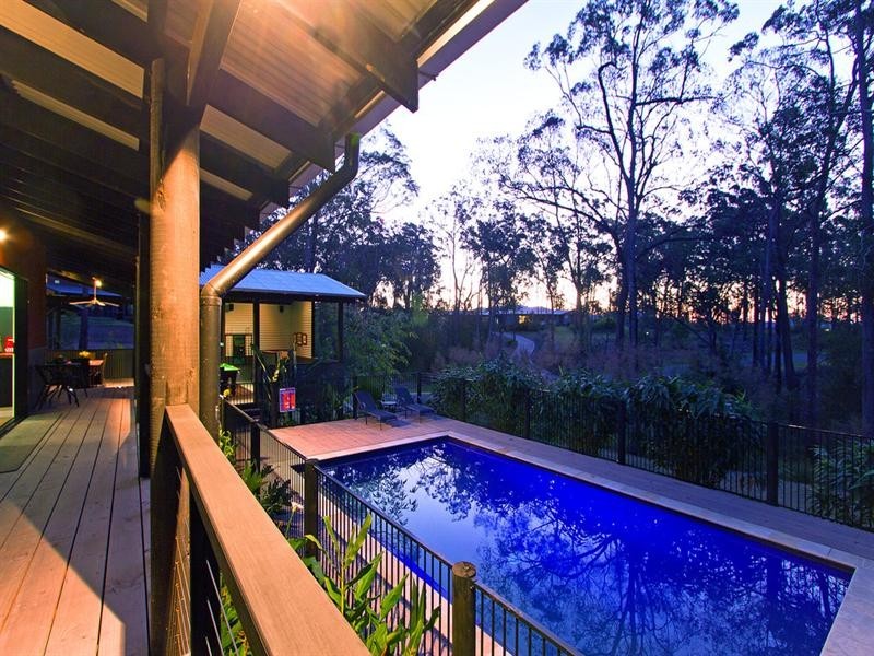 9 Ridgeview Crescent, Bonogin QLD 4213