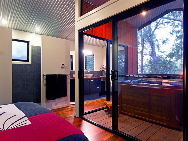 9 Ridgeview Crescent, Bonogin QLD 4213