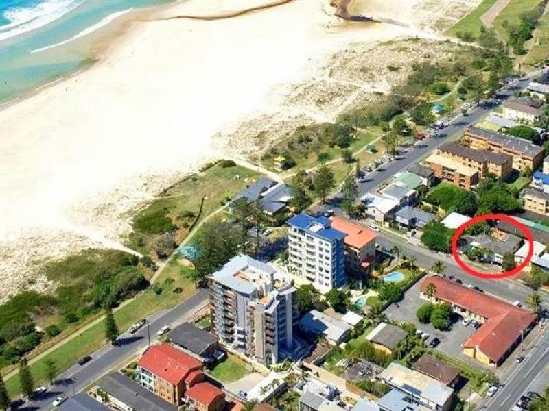 2/6 Lang Street, Bilinga QLD 4225