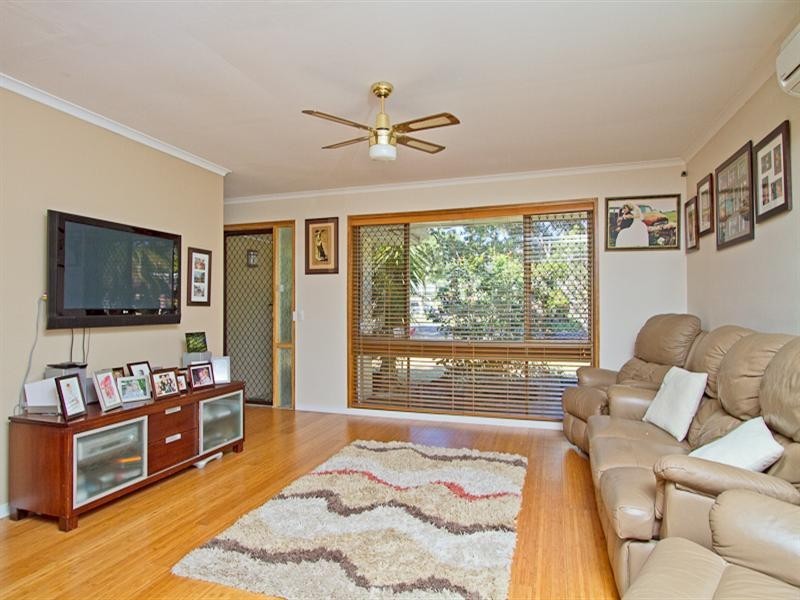 23 Whitsunday Drive, Currumbin Waters QLD 4223