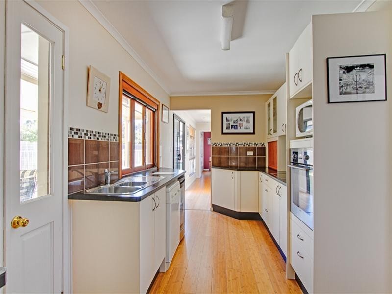 23 Whitsunday Drive, Currumbin Waters QLD 4223