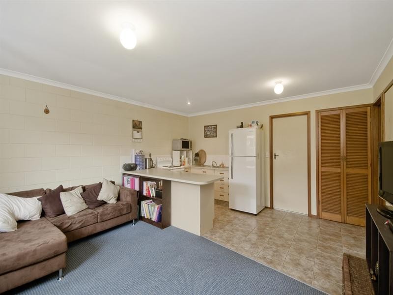 23 Philippine Parade, Palm Beach QLD 4221