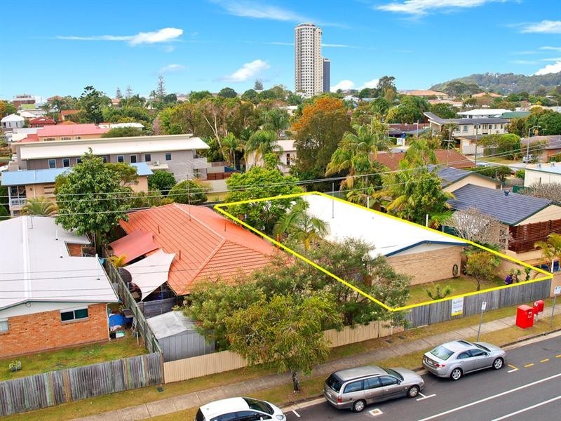 23 Philippine Parade, Palm Beach QLD 4221