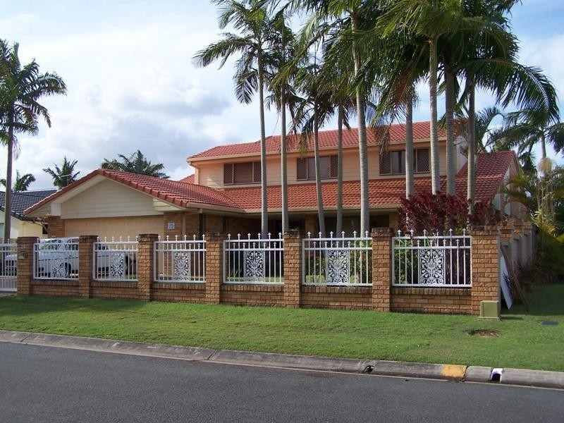 19 Acron Street, Elanora QLD 4221