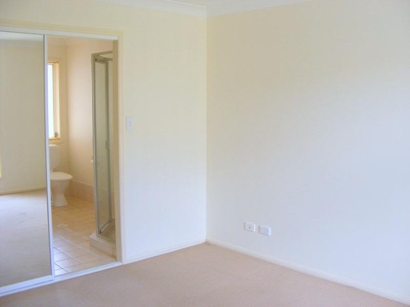 59 Silverglade, Elanora QLD 4221