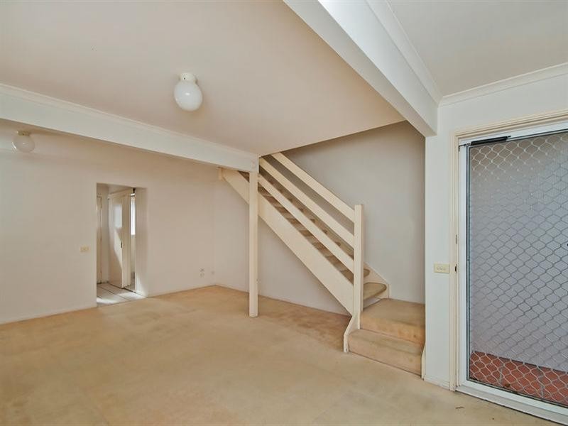 47/125 Pappas Way, Nerang QLD 4211