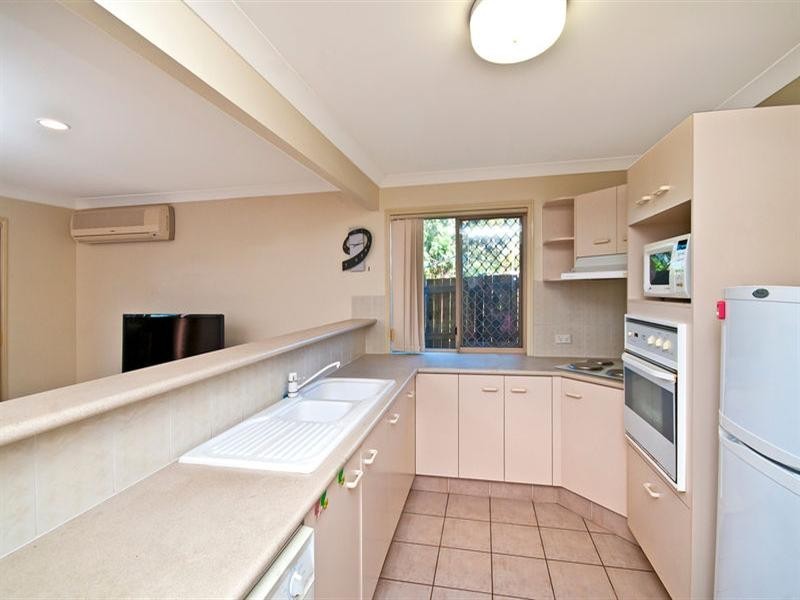 2/28 First Avenue, Palm Beach QLD 4221