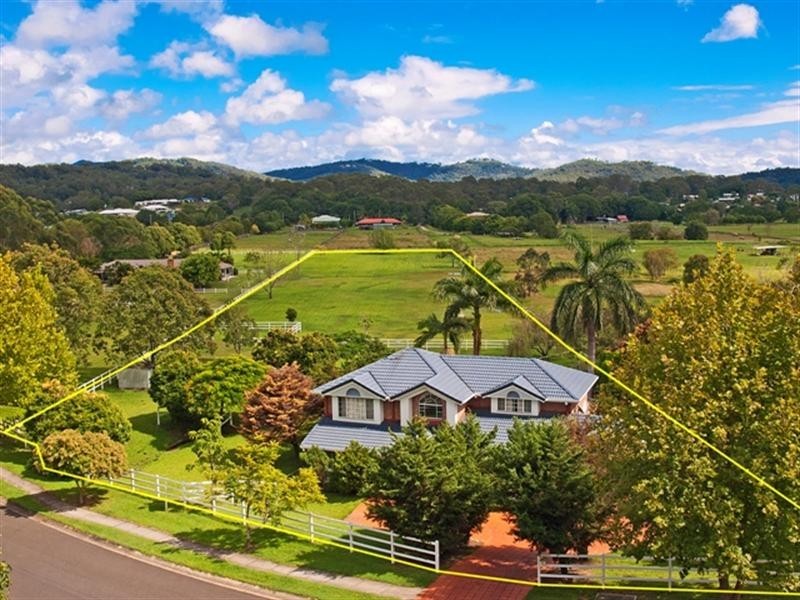 66 Valley Drive, Tallebudgera QLD 4228