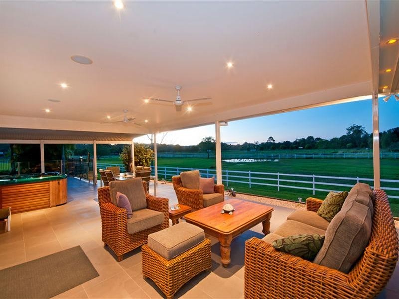 60 Valley Drive, Tallebudgera QLD 4228