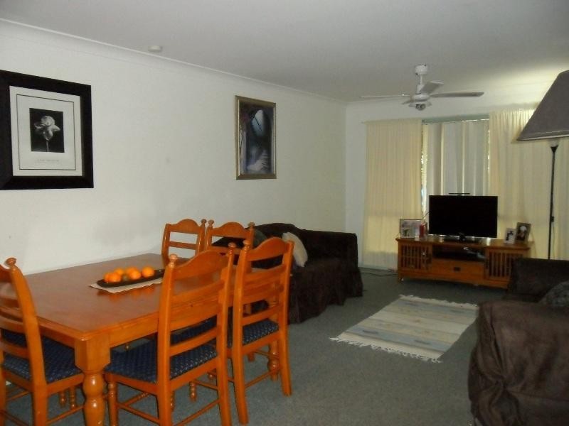 3/4 Cupania Place, Elanora QLD 4221