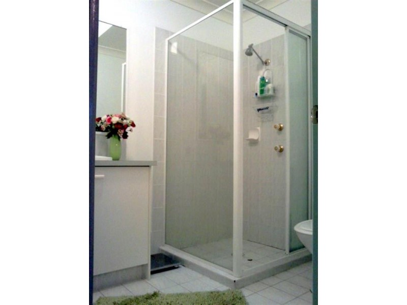 3/4 Cupania Place, Elanora QLD 4221