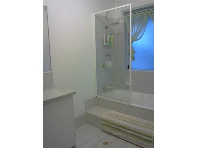 3/4 Cupania Place, Elanora QLD 4221