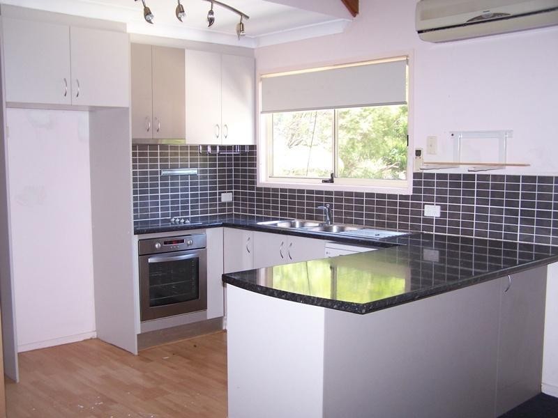 22 Banksiadale Close, Elanora QLD 4221