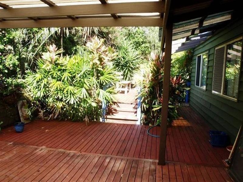 22 Banksiadale Close, Elanora QLD 4221