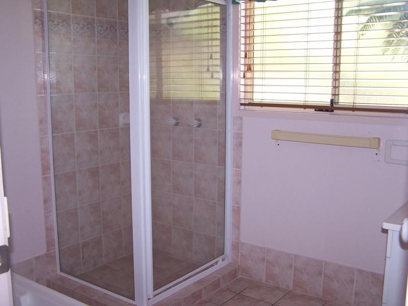 22 Banksiadale Close, Elanora QLD 4221