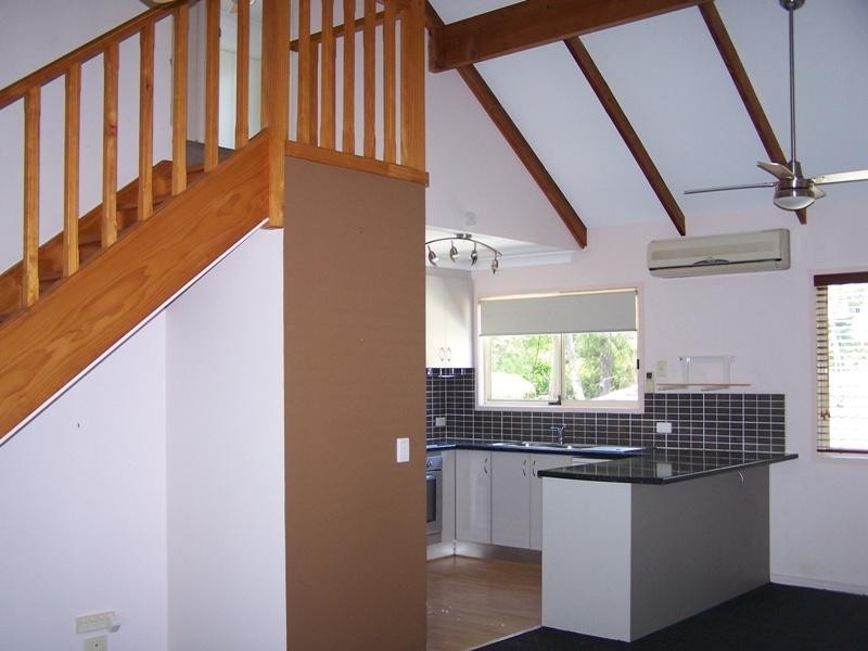 22 Banksiadale Close, Elanora QLD 4221