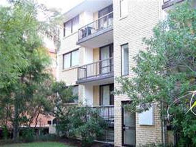 9/6 Brooke Avenue, Palm Beach QLD 4221