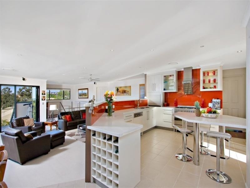 31 Jarrahdale Drive, Elanora QLD 4221