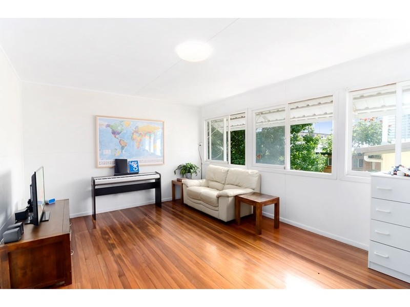 23 and 25 Dutton Street, Coolangatta QLD 4225