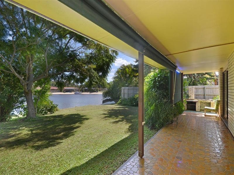 138 Tahiti Avenue, Palm Beach QLD 4221