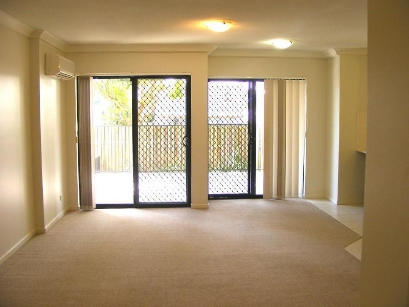 5/111-113 Golden Four Drive, Bilinga QLD 4225