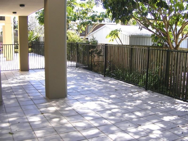 5/111-113 Golden Four Drive, Bilinga QLD 4225