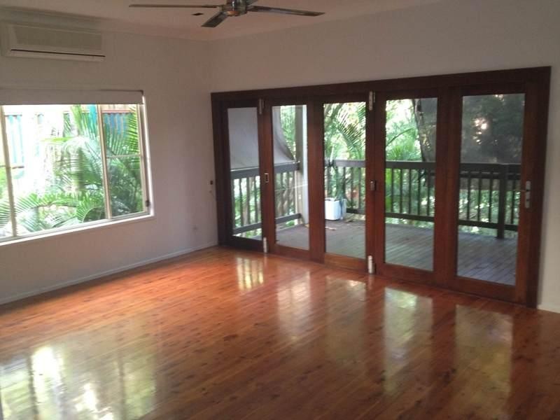 108 Illawarra Crescent, Tugun QLD 4224