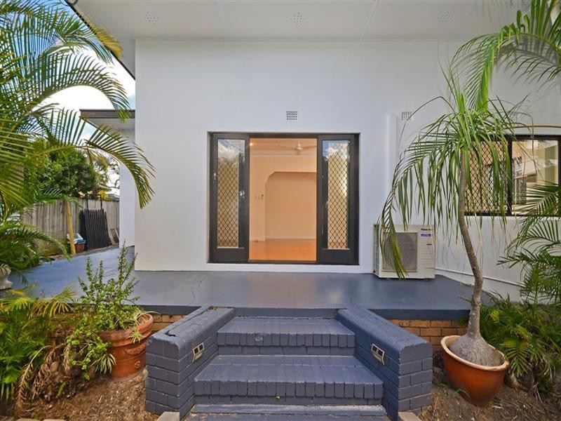 348 Coolangatta Road, Tugun QLD 4224