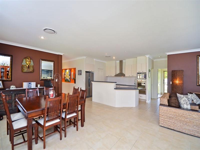 23 Samuel Drive, Tallebudgera QLD 4228