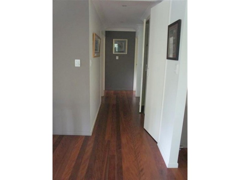 9 Chambers Lane, Currumbin QLD 4223