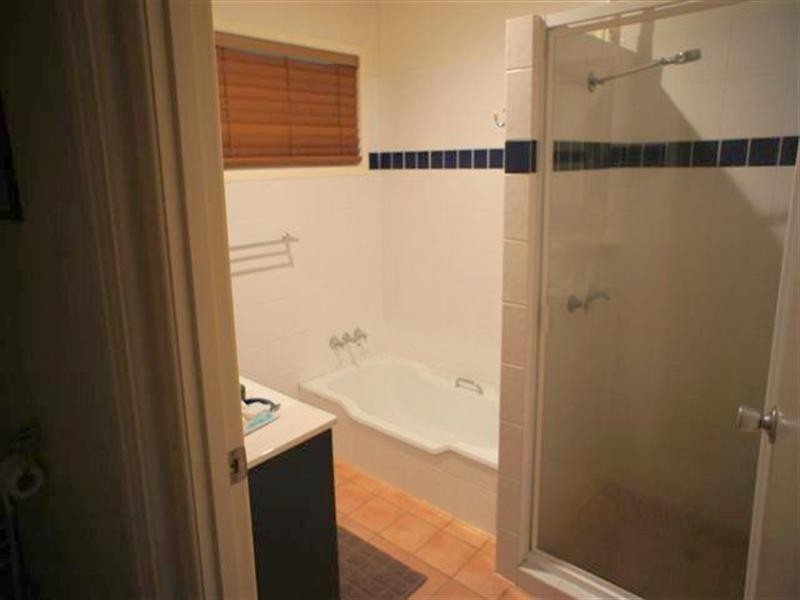 9 Chambers Lane, Currumbin QLD 4223