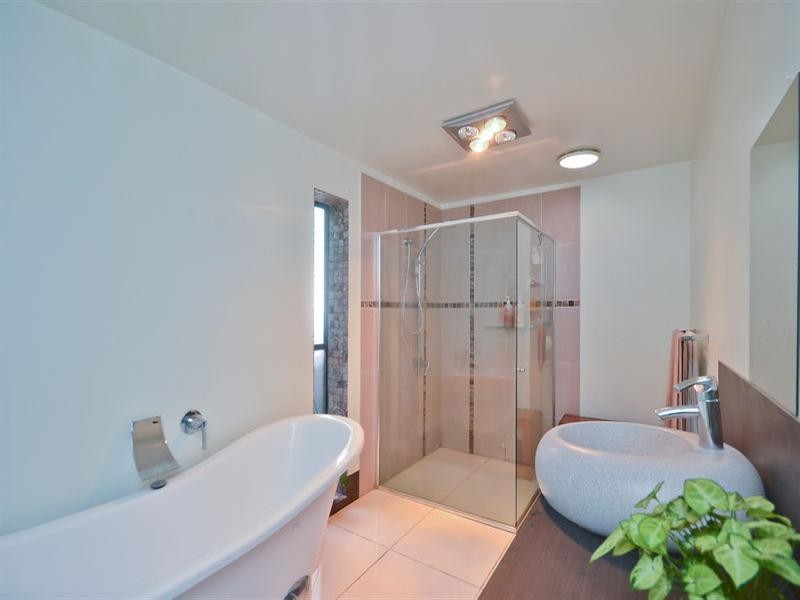 31 Matilda Street, Burleigh Heads QLD 4220