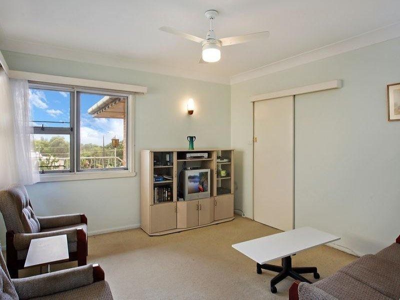 6 Winders Avenue, Tugun QLD 4224