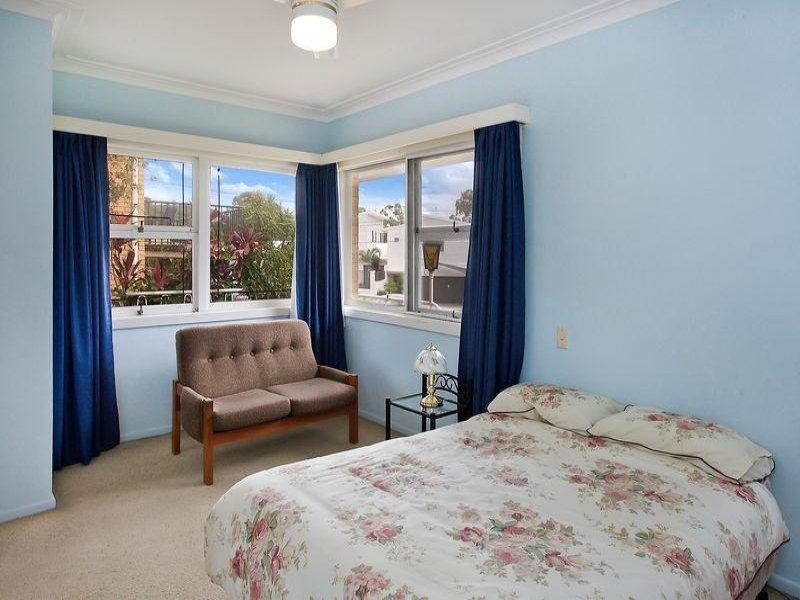 6 Winders Avenue, Tugun QLD 4224