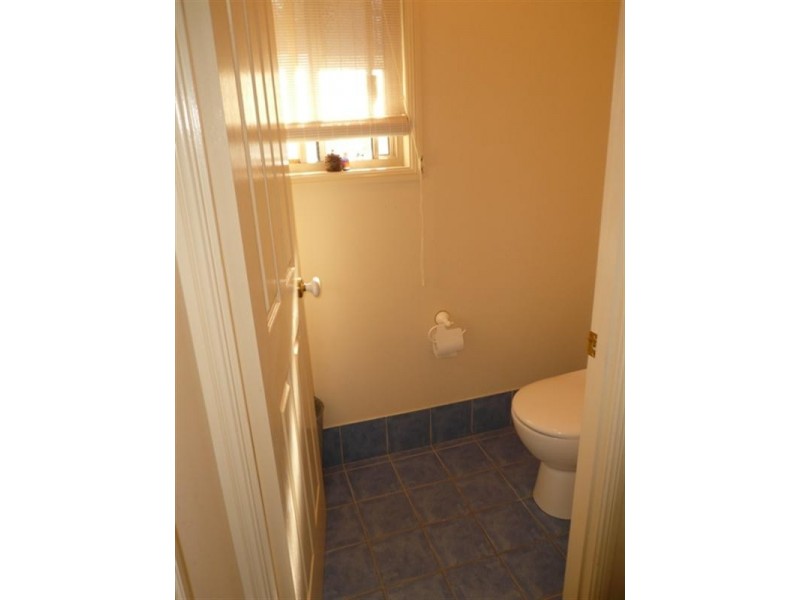 64 Doubleview Drive, Elanora QLD 4221