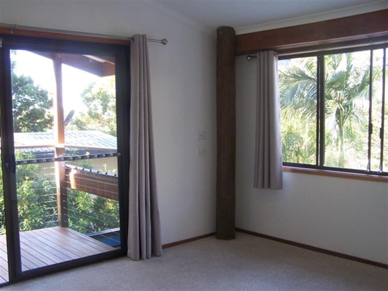 11 Walsh Street, Currumbin QLD 4223