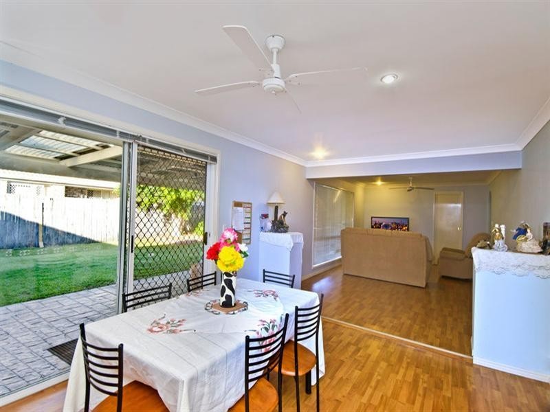 42 Chippendale Crescent, Currumbin Waters QLD 4223
