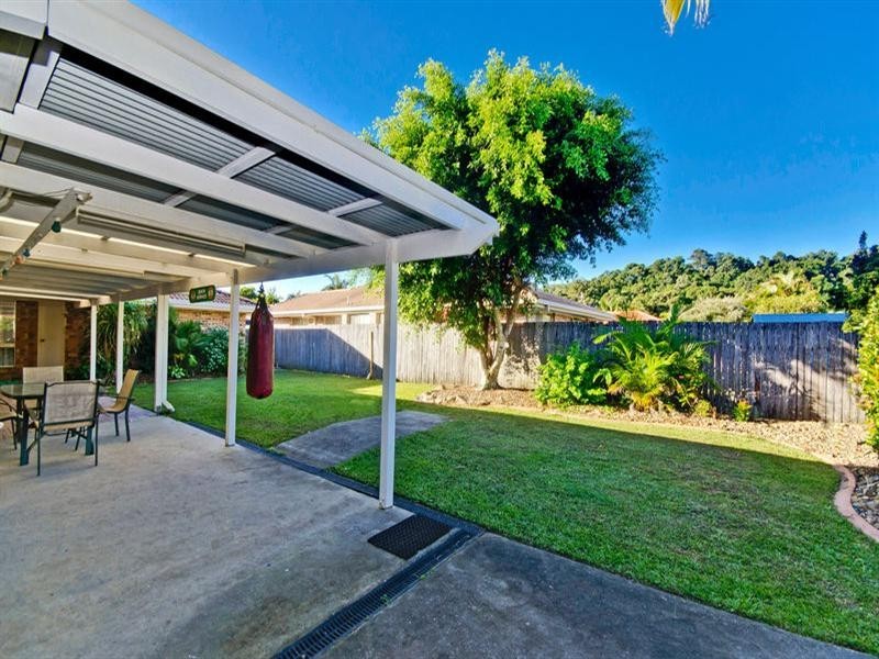 42 Chippendale Crescent, Currumbin Waters QLD 4223