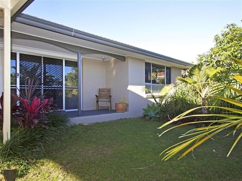 353 Adina Avenue, Bilinga QLD 4225