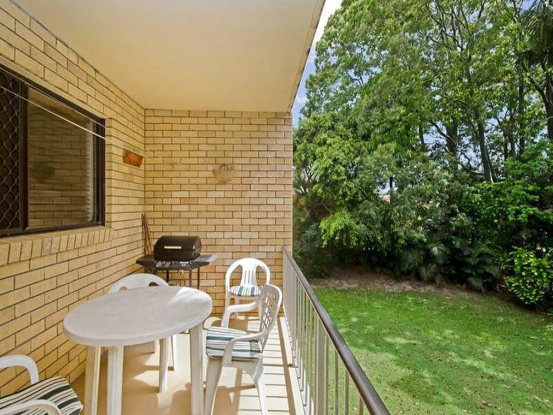 6/3 Lind Avenue, Palm Beach QLD 4221